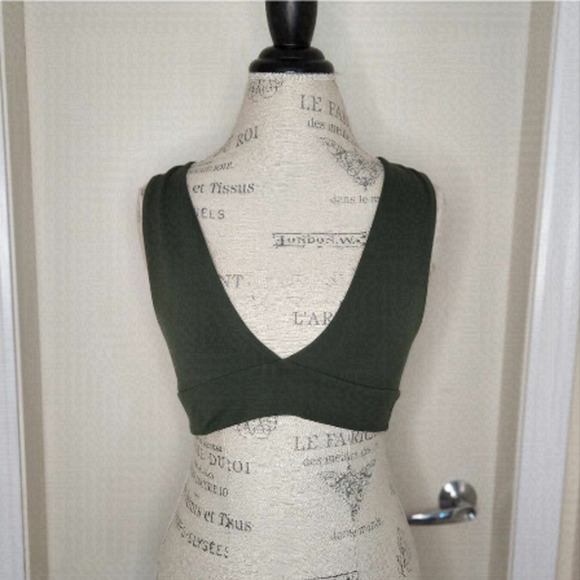 TNA Other - TNA green sport bra